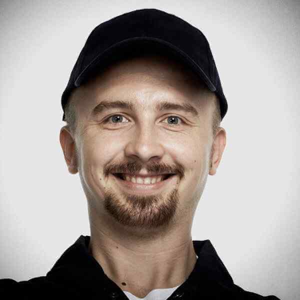https://newwasteremoval.com/wp-content/uploads/2018/09/our_team_03.jpg